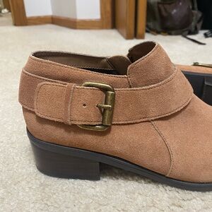 Narrow Brown Bella vita booties